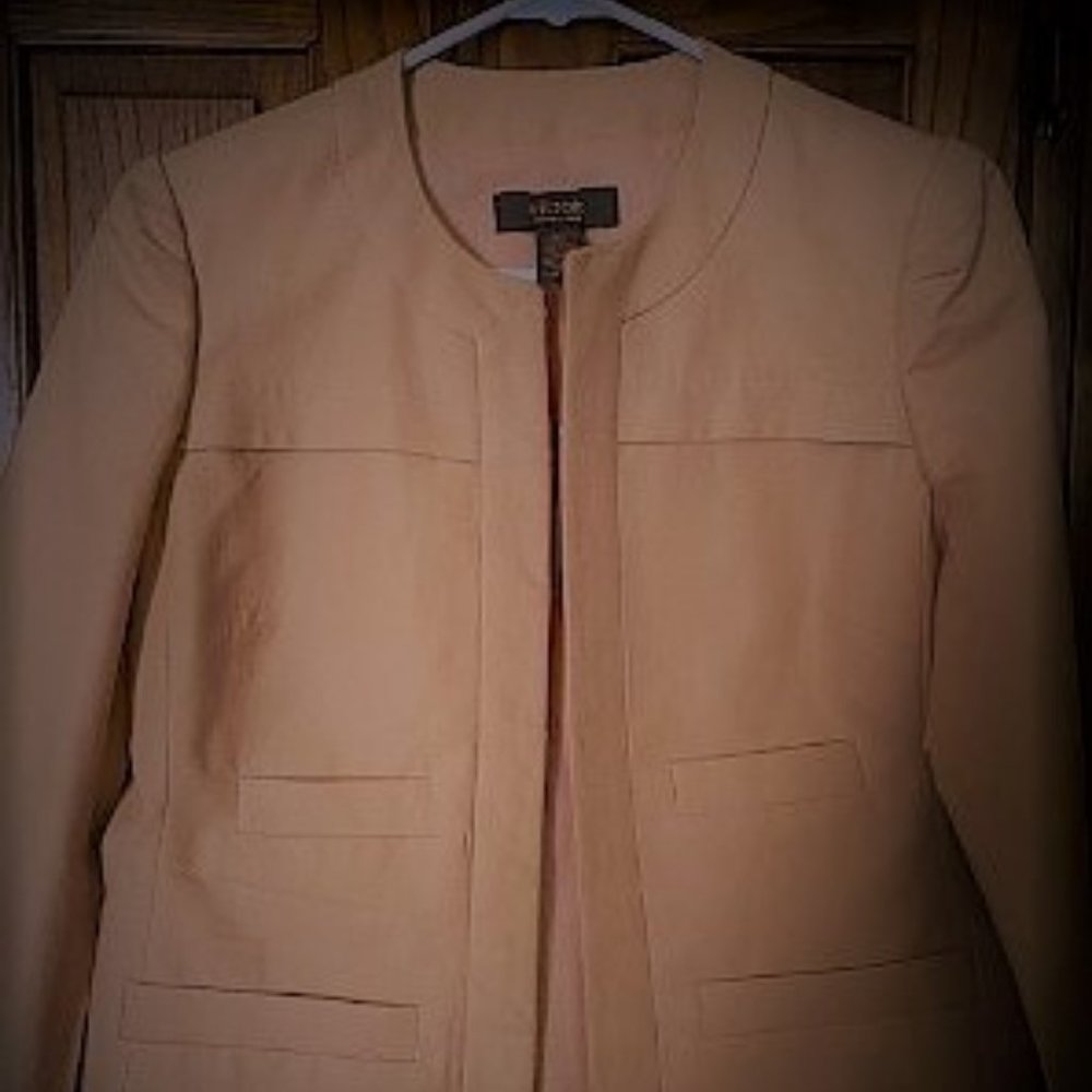 NWT Victor Alfaro Blazer Apricot Color Size 8P Orig. $186